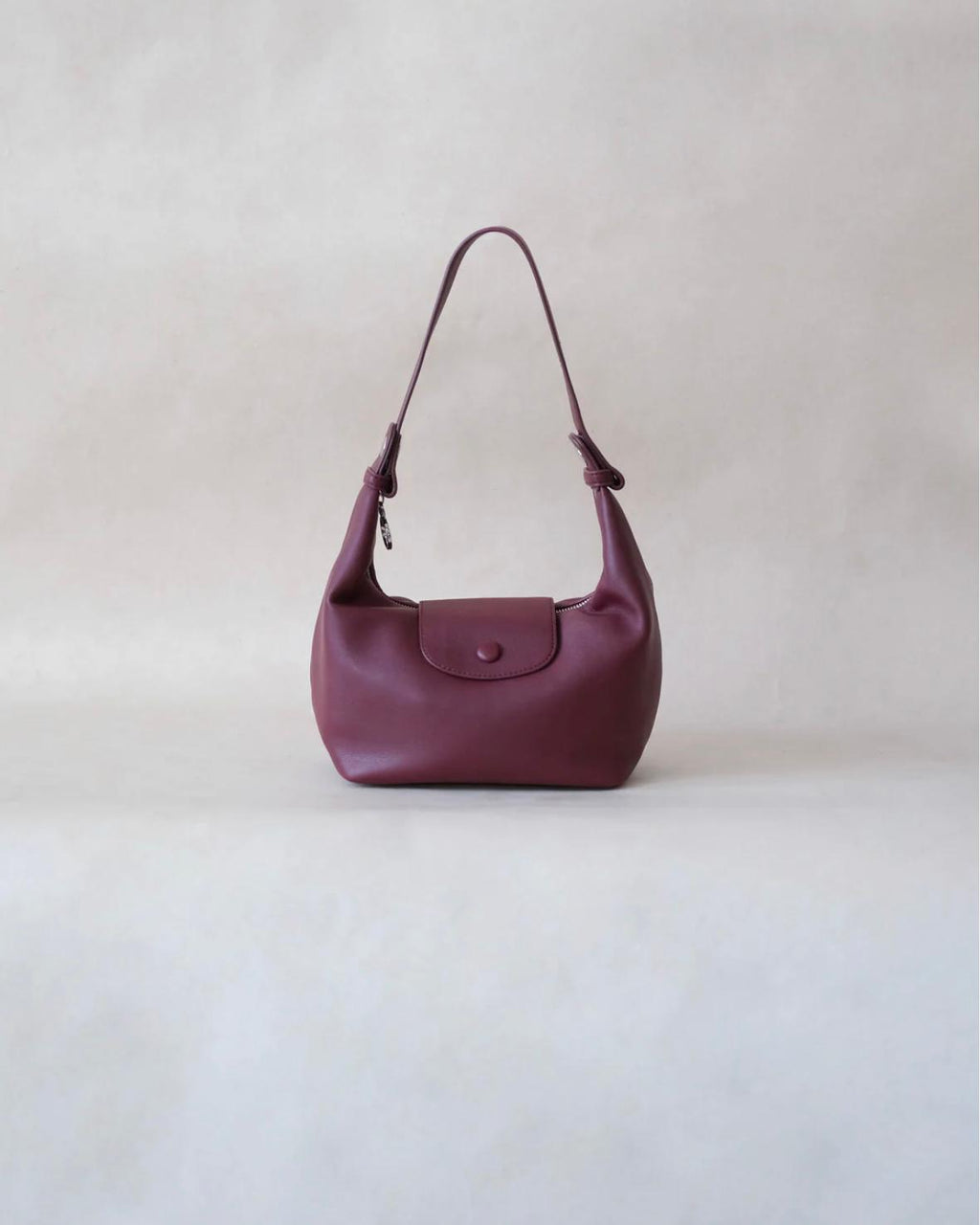 الاسم + السعر